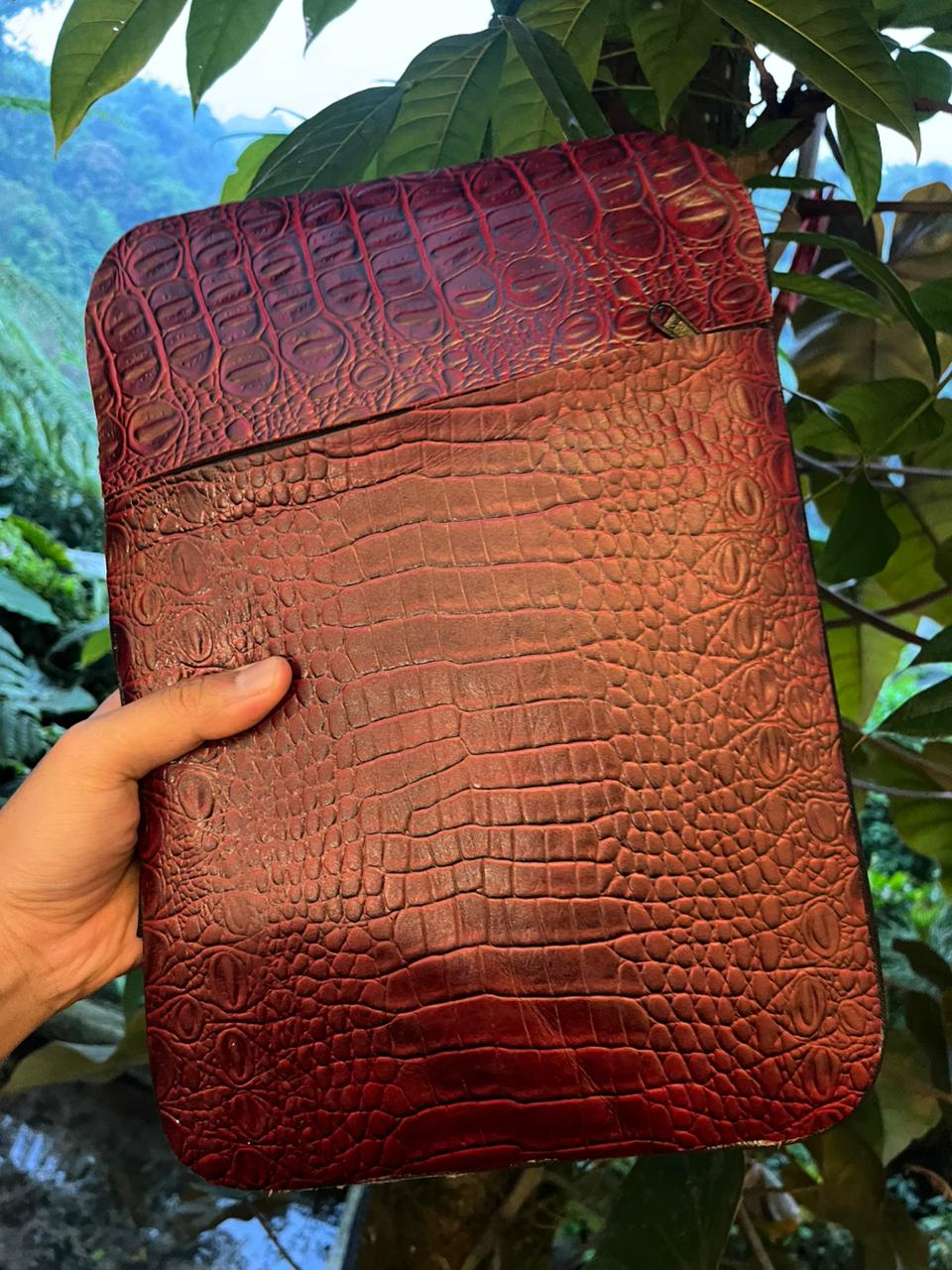 PRE-ORDER Laptop Sleeve | Calestialtide